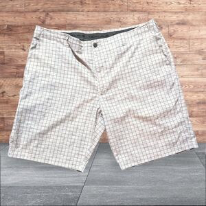 MENS  NICKLAUS GOLF SHORTS